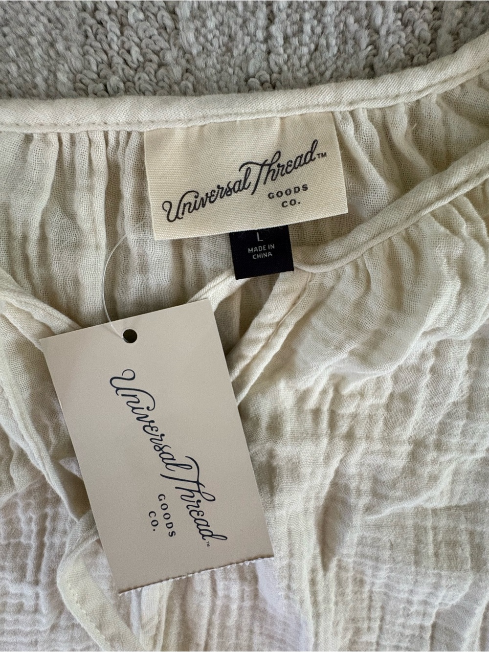 NWT Universal Thread Cream Cotton Gauze Tie-Neck Peasant Blouse - Size Large - Picture 3 of 8